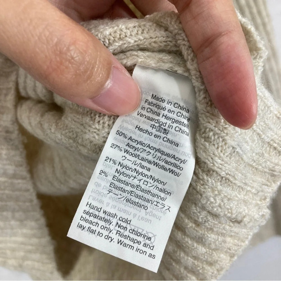 Madewell Cream/Oatmeal Soft Cozy Wool Blend Sweater size Medium - Picture 7 of 9